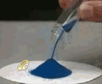 blue_sand_covered_in_hydrophobic_coating-2521.gif